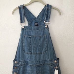 NWT Gap overalls